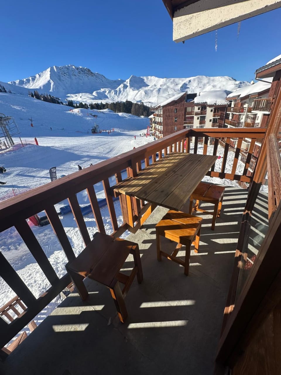 View (from property/room), Balcony/Terrace, Mountain view
