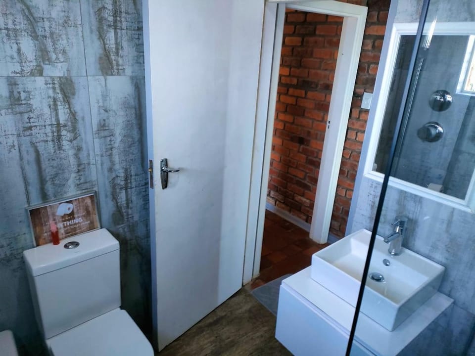 Ikhthus Accommodation S House in KwaZulu-Natal