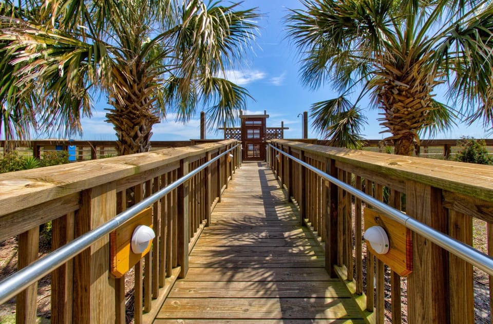 Good Tidings 2U by Carolina Beach Realty Apartment in Carolina Beach