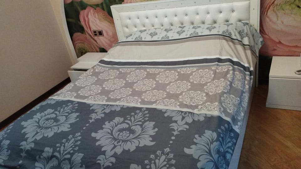 Хорошем месте находится, улица Иззет Небиев 6-22 Apartment in Baku