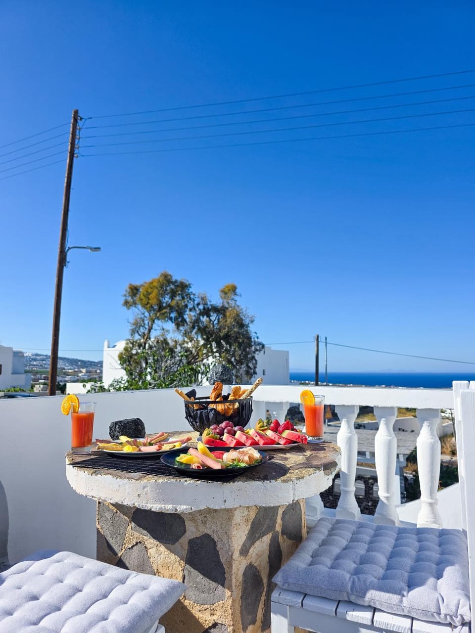Property building, Balcony/Terrace, Breakfast