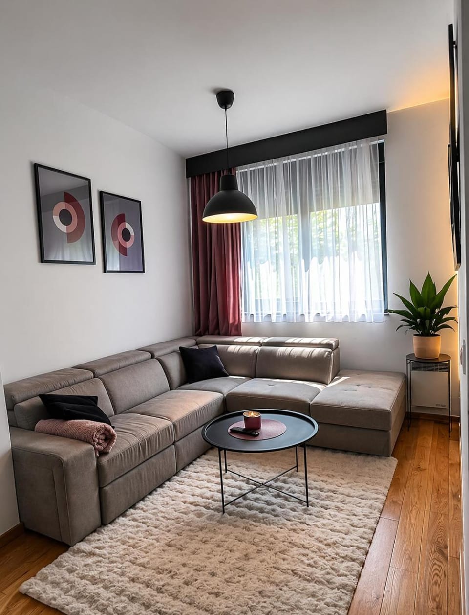 Living room, Seating area