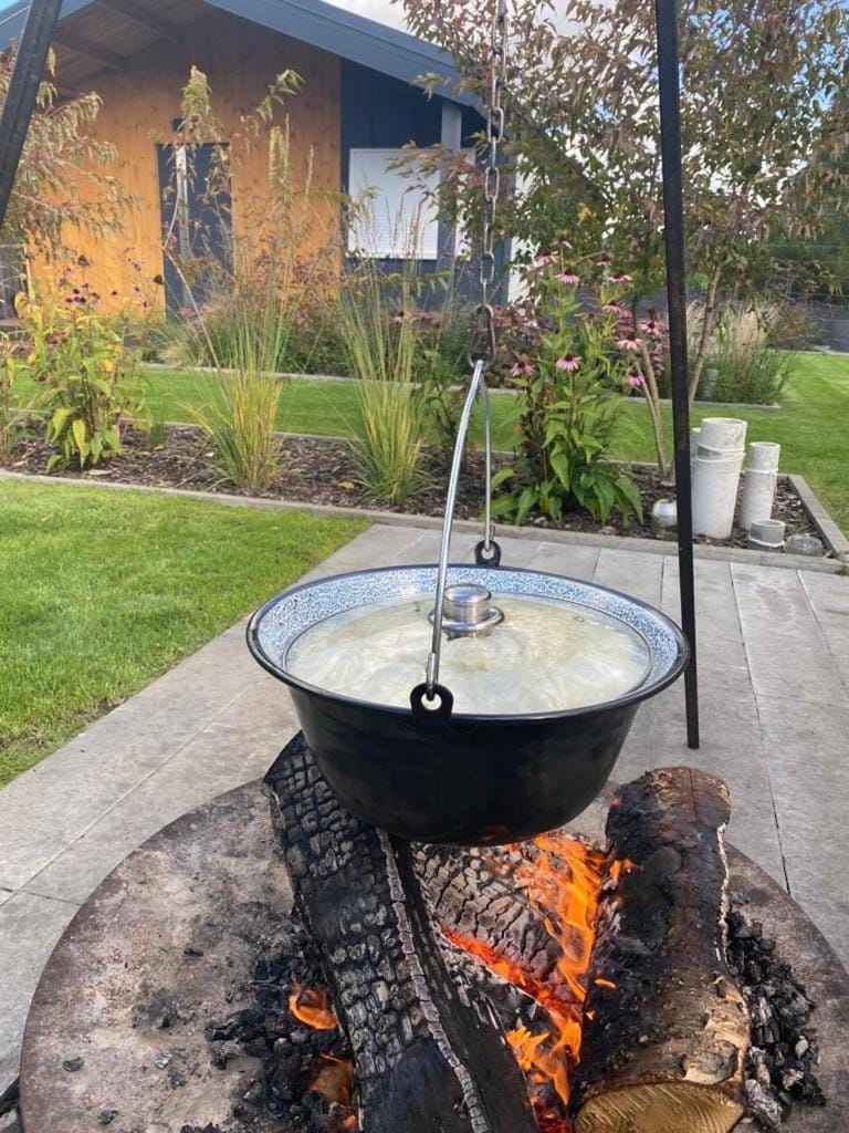 BBQ facilities, Garden