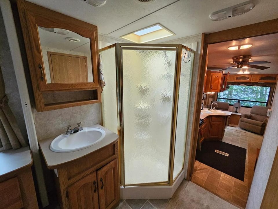 The Mountaineer-Presque Isle Campground #4 Villa in Wisconsin