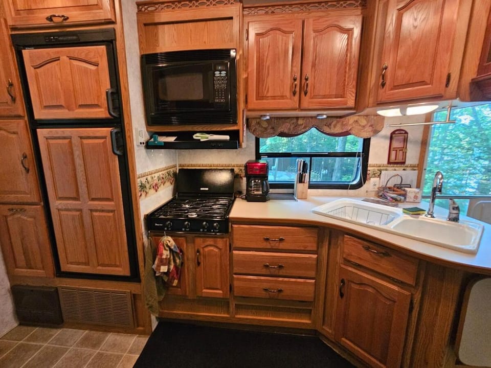 The Mountaineer-Presque Isle Campground #4 Villa in Wisconsin