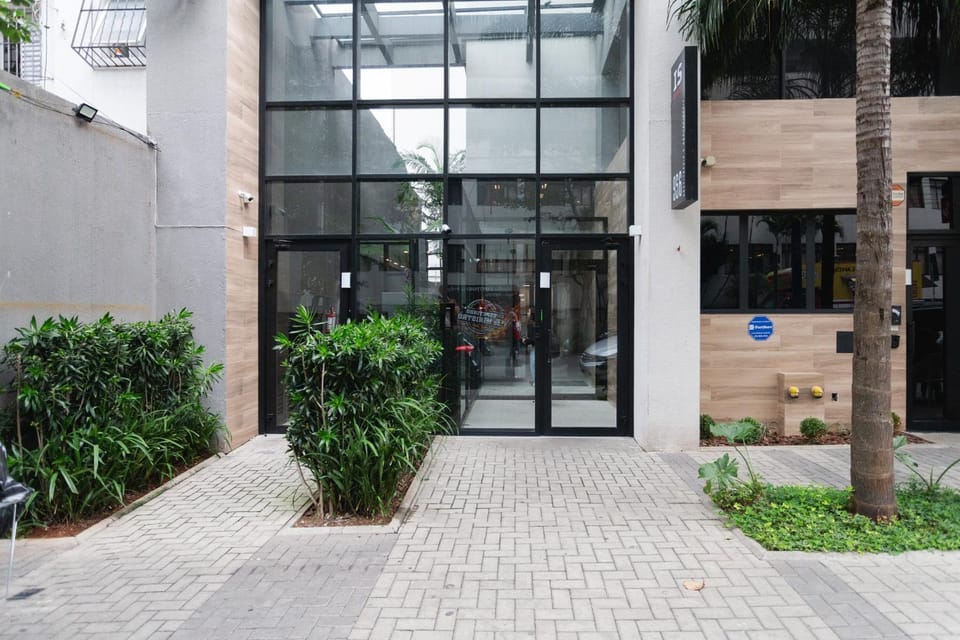 Property building, Facade/entrance, Day