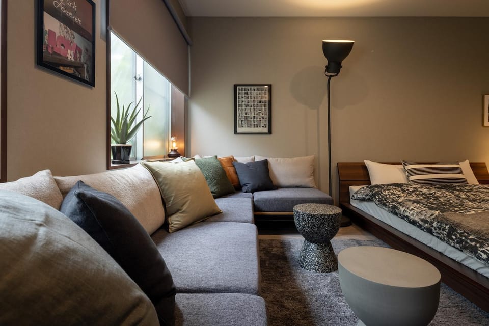 Living room, Bedroom