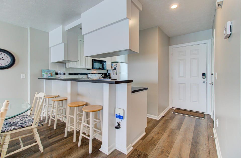 Ocean Dunes 1704 by Carolina Beach Realty Apartment in Kure Beach