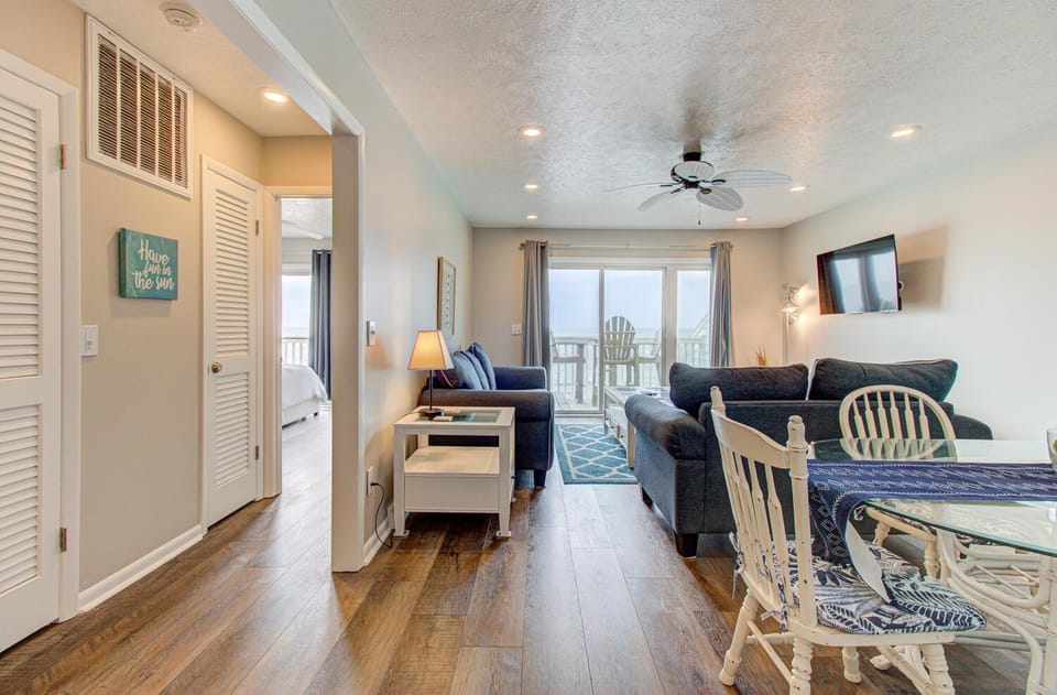 Ocean Dunes 1704 by Carolina Beach Realty Apartment in Kure Beach