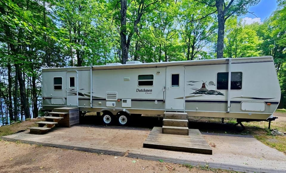 The Dutchman-Presque Isle Campground #3 Villa in Wisconsin