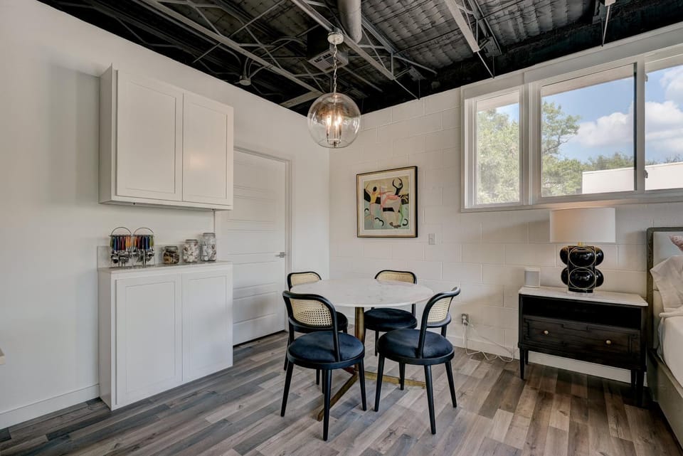 1BR Studio 3 mins OU Bed and Breakfast in Norman