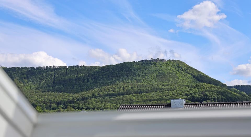 Nearby landmark, Natural landscape, Mountain view
