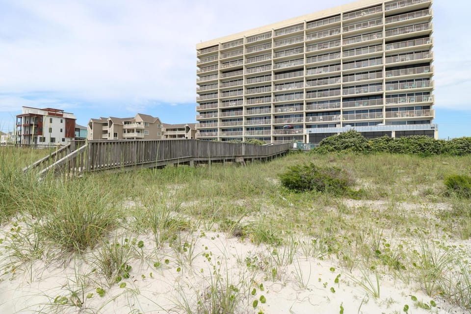 Pelican Watch 602 by Carolina Beach Realty Apartment in Carolina Beach