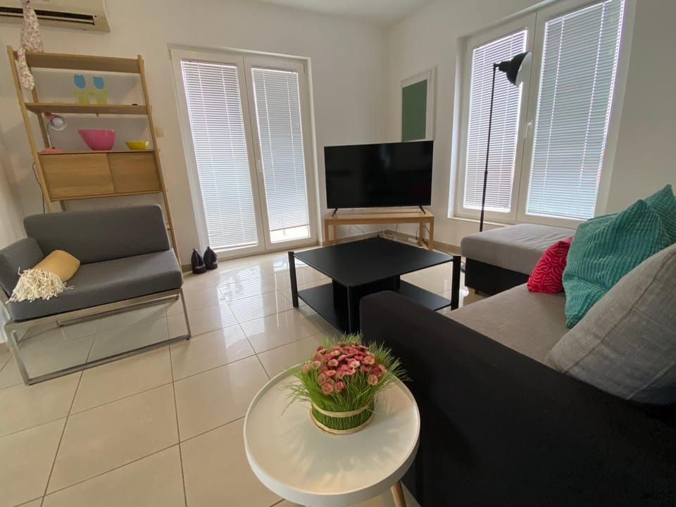 Apartment EM Apartment in Primorje-Gorski Kotar County