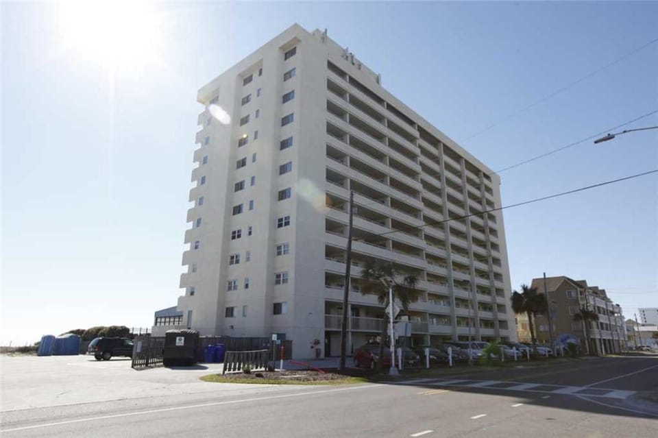 Pelican Watch 706: Sea You Next Time by Carolina Beach Realty Apartment in Carolina Beach