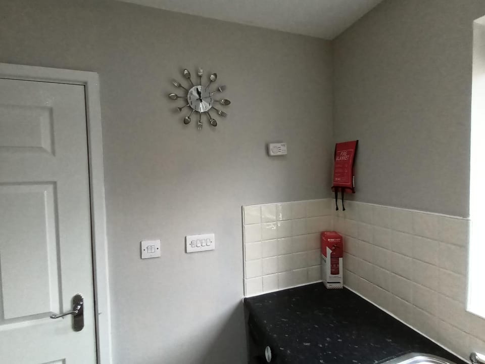 Kitchen or kitchenette, kitchen, kitchen