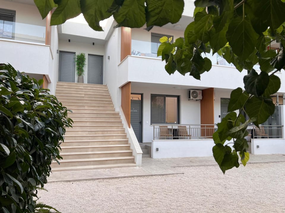 Inner courtyard view