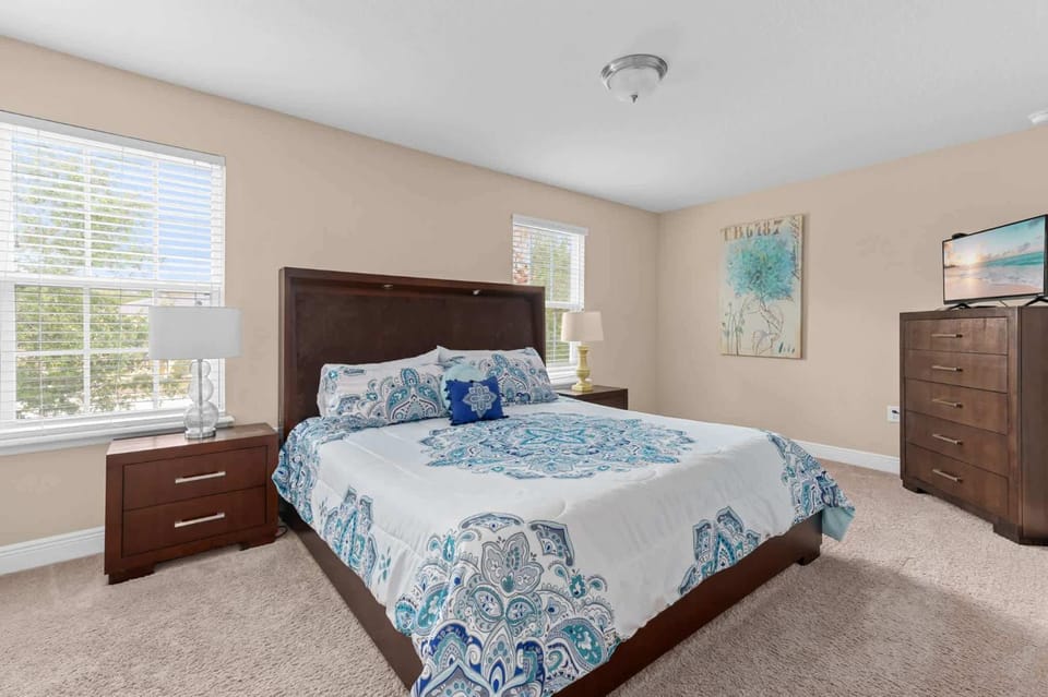 Family villa w private pool near Disney House in Polk County