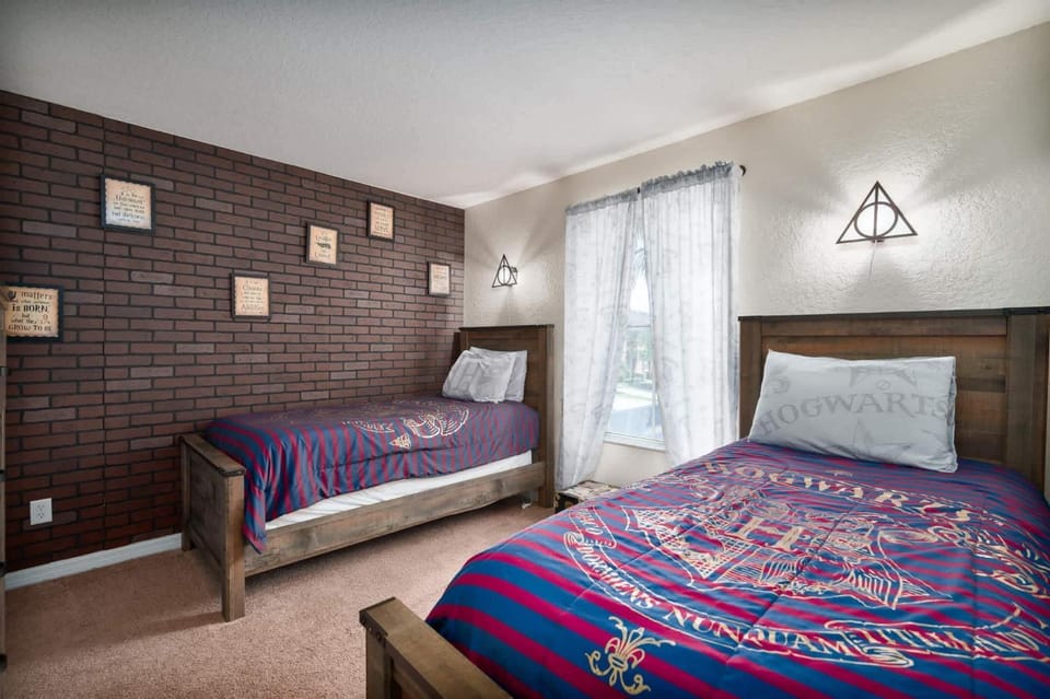 Resort and Lazy River Arcade 15MI to Disney House in Polk County