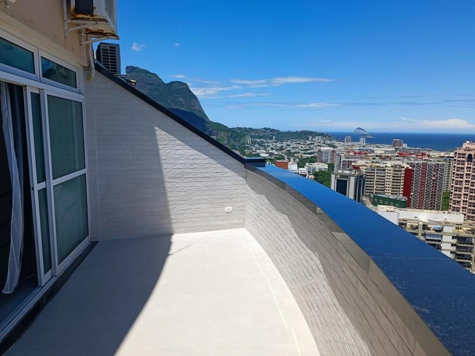 Duplex Penthouse Barra da Tijuca Apartment in Rio de Janeiro