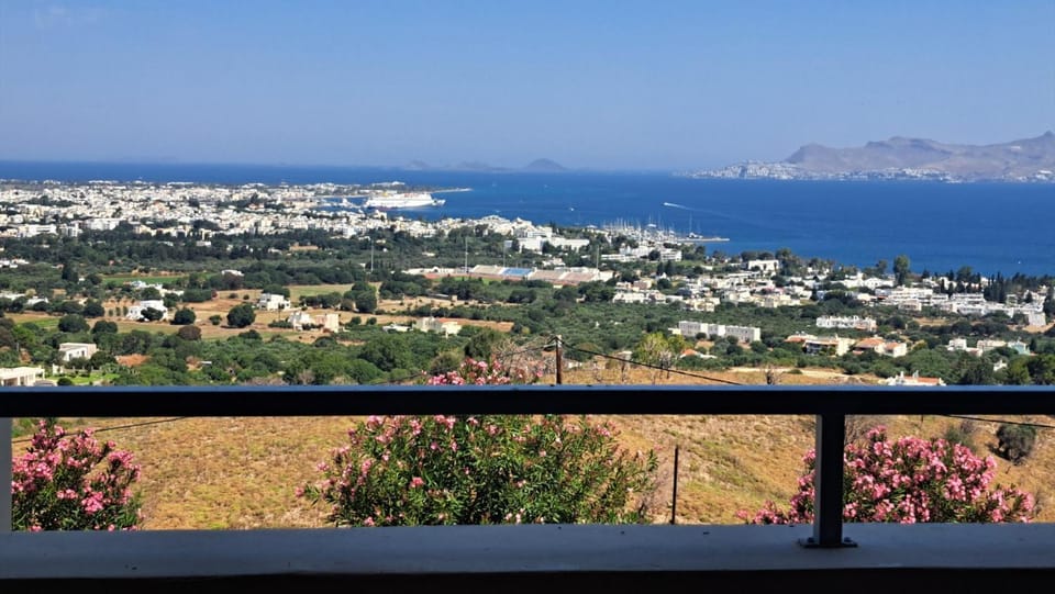 View (from property/room), Balcony/Terrace