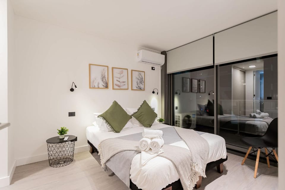 Executive stay 1BE 1BA Parque Arauco mall Apartment in Las Condes