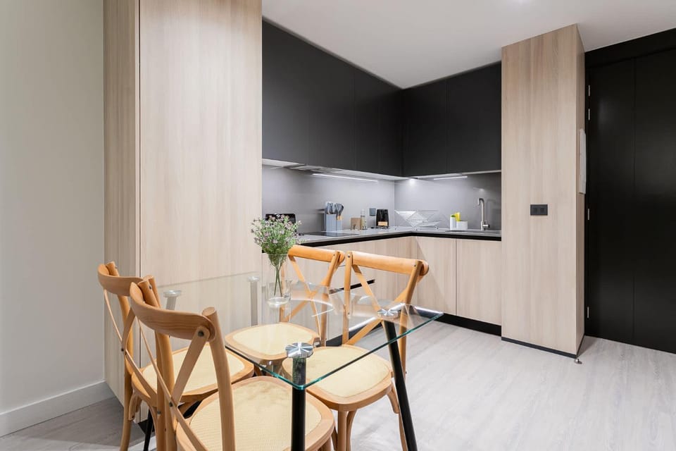 Executive stay 1BE 1BA Parque Arauco mall Apartment in Las Condes
