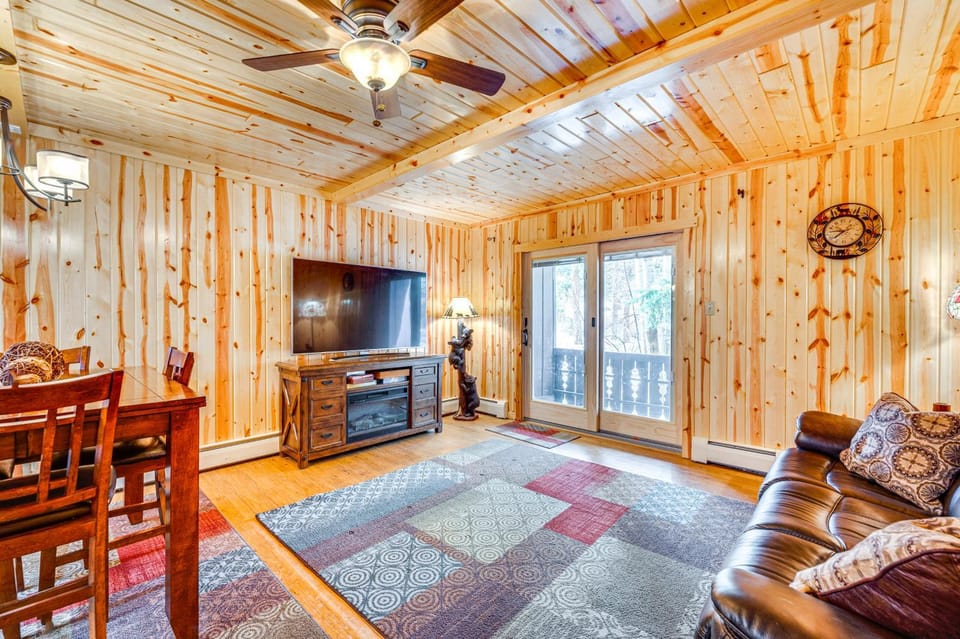 1 Mi to Rocky Mtn Nat'l Park: Estes Park Townhome House in Estes Park