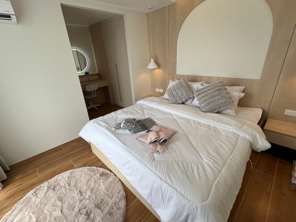 FANTASEA KAMALA NEW 1 BEDROOM & Living Room Balcony Apartment in Kamala