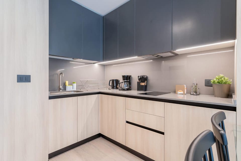 Araucano Park Indulge 1BR Urban Culinary Escape Apartment in Las Condes