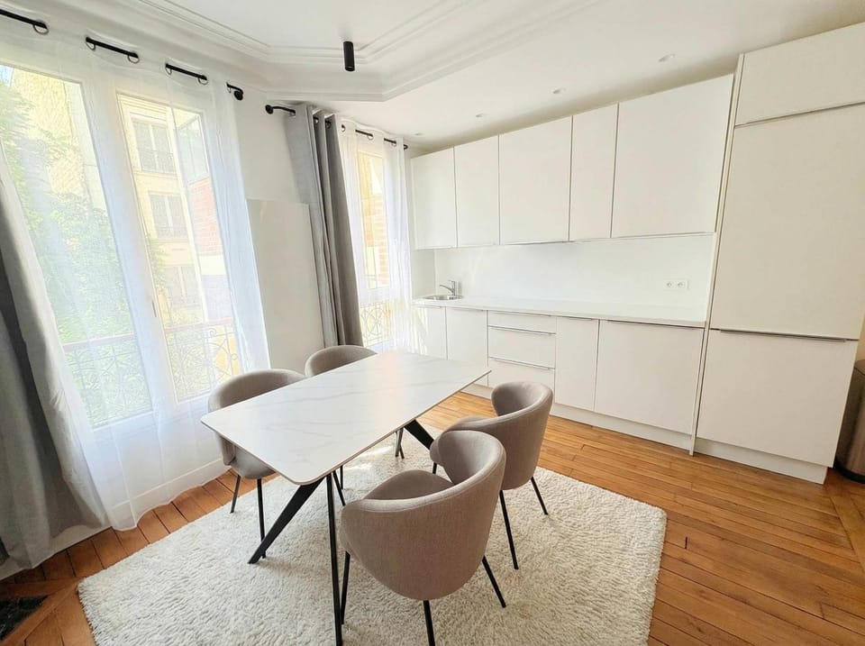 Golden Triangle AC by Melvane Apartment in Paris