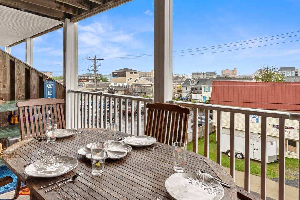Studio with prime location next to Beach, Jolly Rogers and Boardwalk Apartment in Ocean City