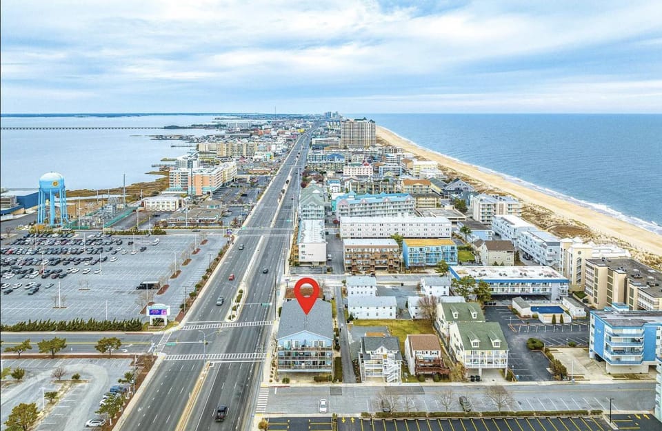 Ocean Block Ocean View Studio at Convention Center House in Ocean City