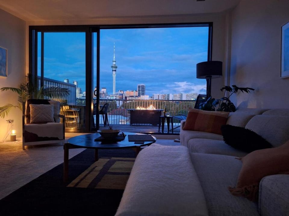 View (from property/room), Living room, City view