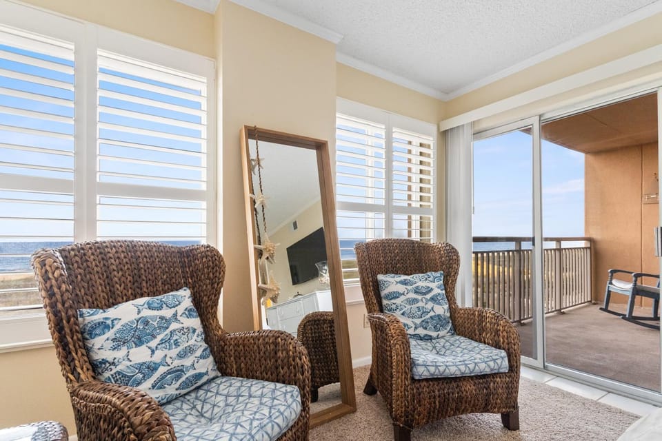 Beachfront 2-Bedroom Condo with Stunning Ocean Views Perfect for Family Getaways House in Ocean City