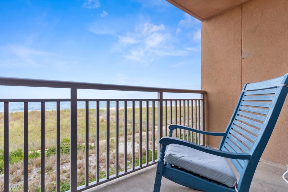 Beachfront 2-Bedroom Condo with Stunning Ocean Views Perfect for Family Getaways House in Ocean City