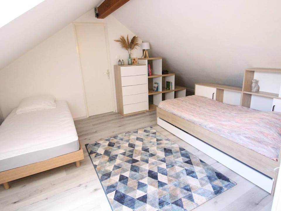 Élégant T3 Duplex avec Ascenseur à Luchon, Parking et Wifi - FR-1-313-242 Apartment in Occitanie