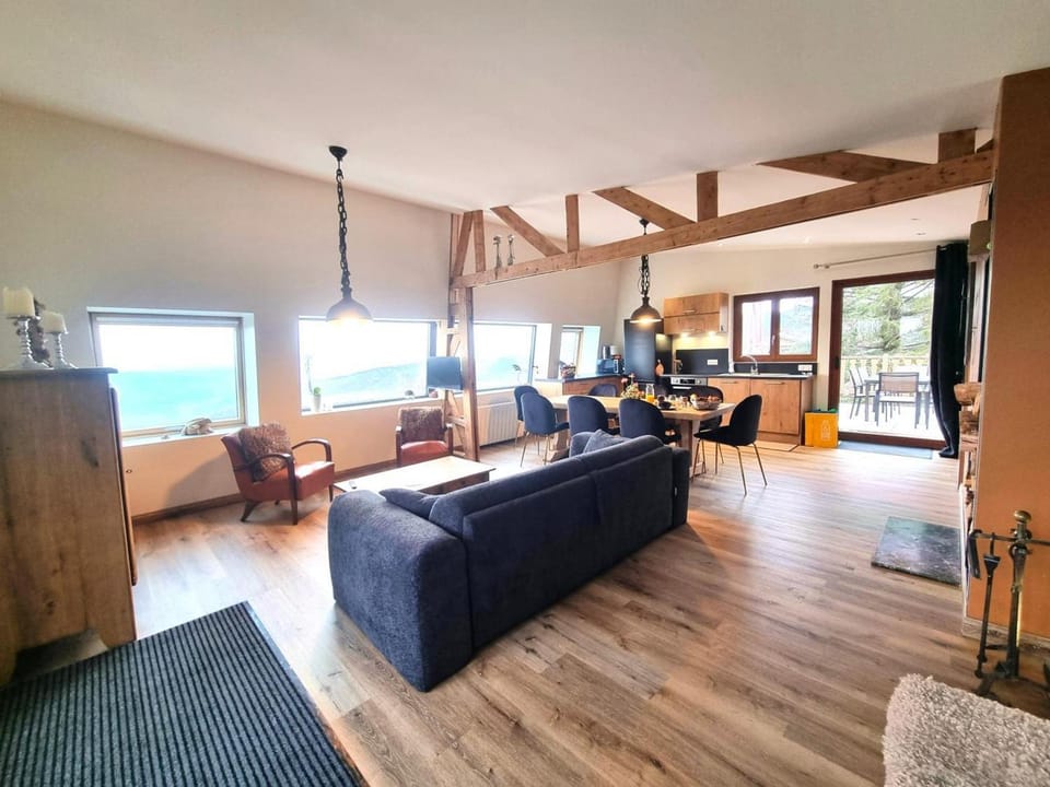 Gîte chaleureux au Bessat, nature et détente pour 8 pers. - FR-1-496-350 House in Auvergne-Rhône-Alpes