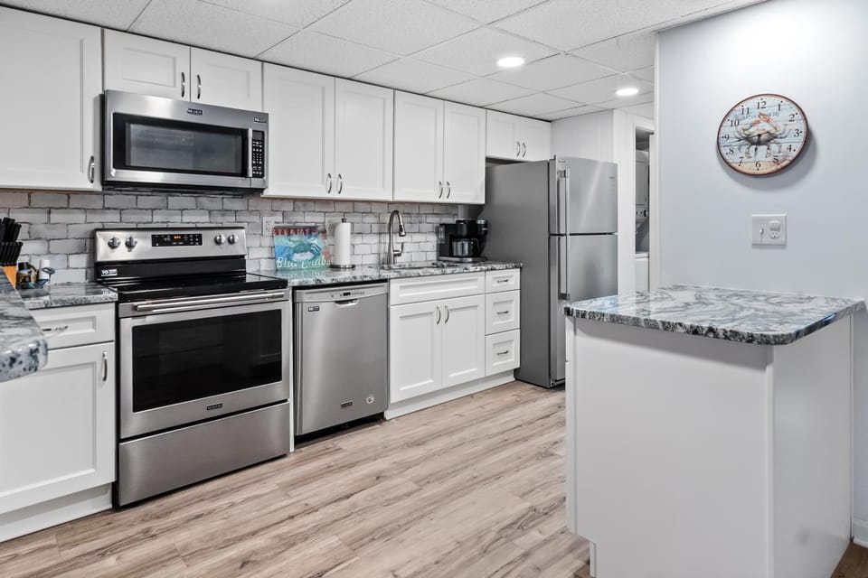Ocean Block 2-Bedroom, 2-Bathroom Condo in Midtown Ocean City Apartment in Ocean City