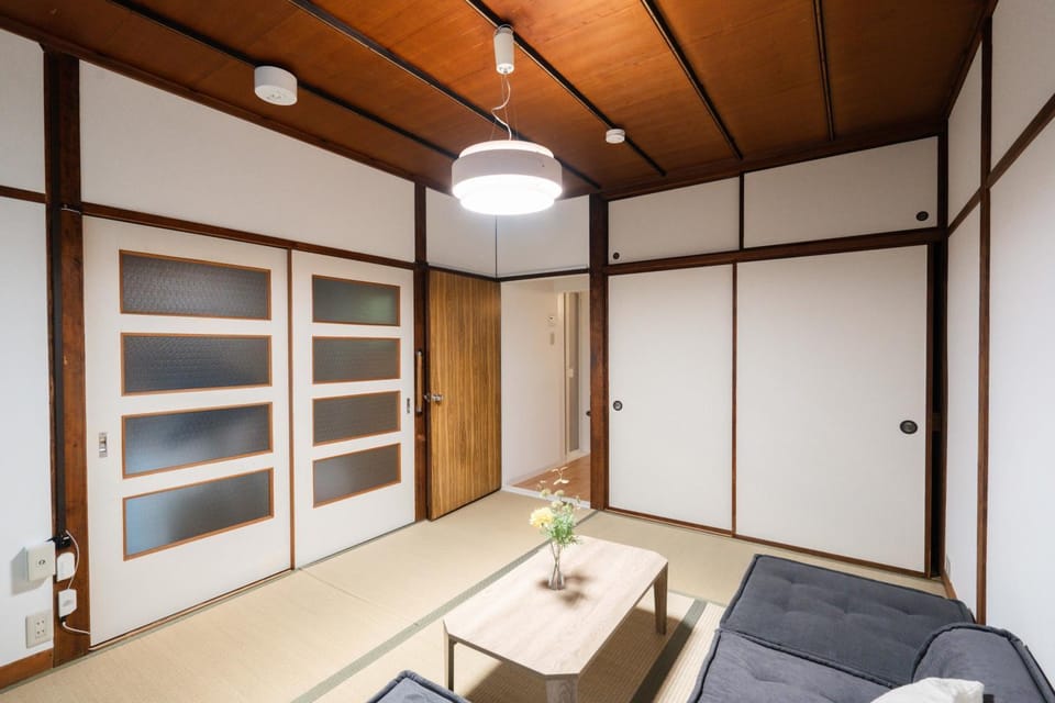 LN26三宮駅徒歩83LDK貸切和洋戸建サトリハウスa Apartment in Kobe