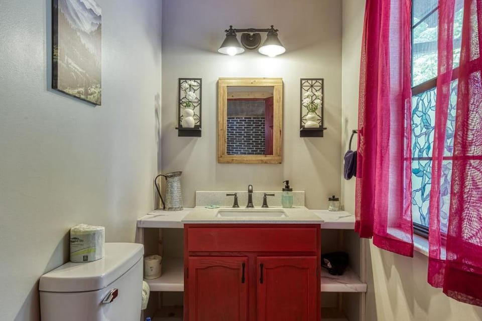Alluring Embrace Chalet in Sevier County