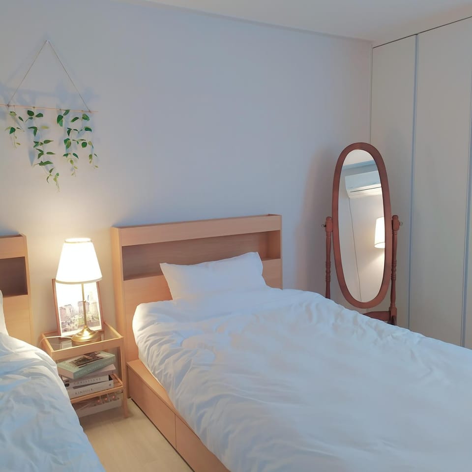 Bed, Bedroom, wardrobe