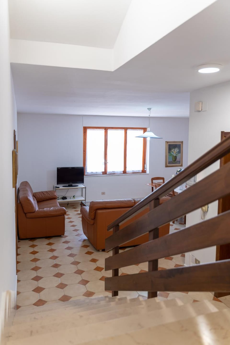 Communal lounge/ TV room, TV and multimedia, Living room, Seating area, Evening entertainment