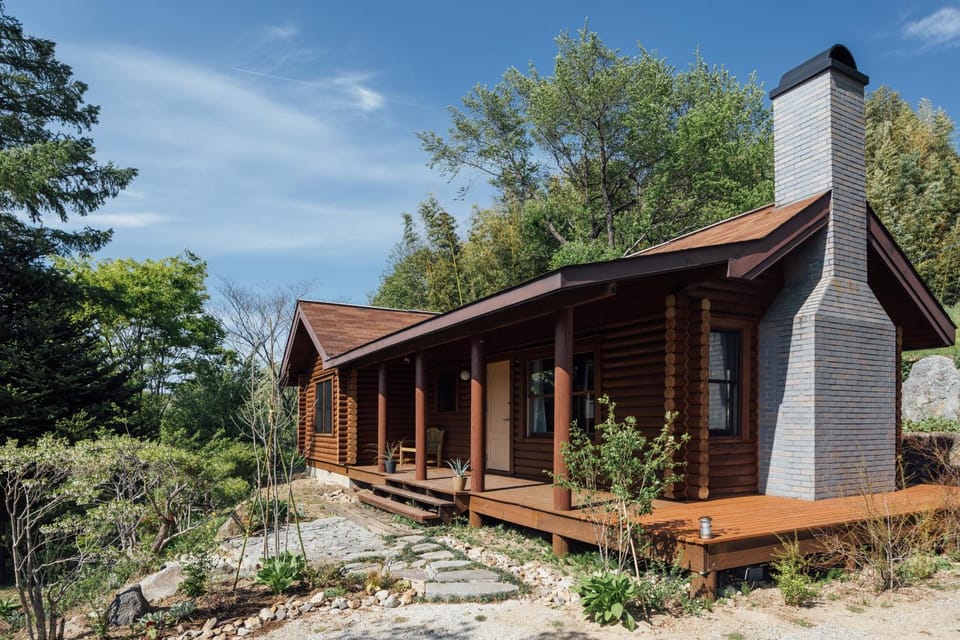 Property building, Day, Garden, Garden view
