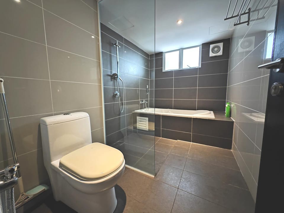 Toilet, Bathroom, Bath