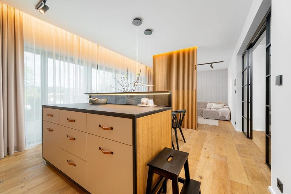 Kitchen or kitchenette, Photo of the whole room, Dining area
