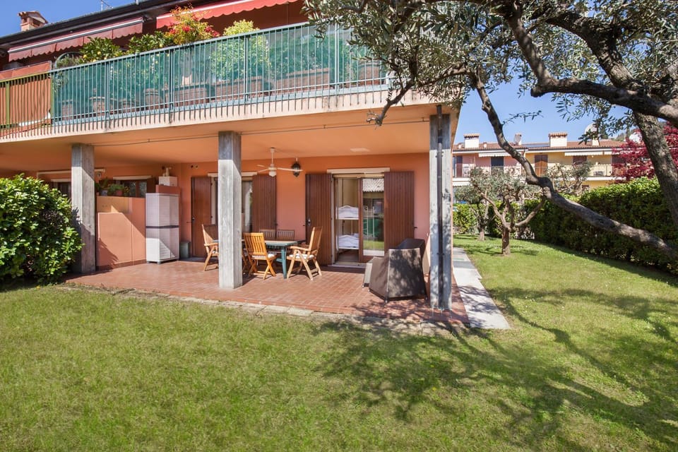 Eli House Apartment in Cavaion Veronese