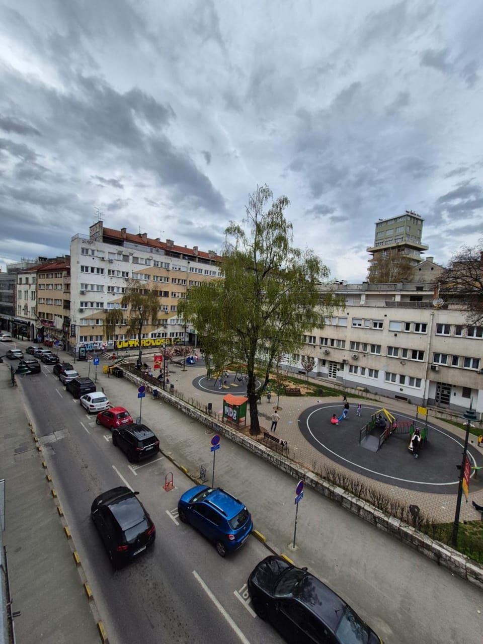 Property building, Day, Neighbourhood, City view, Street view, Location