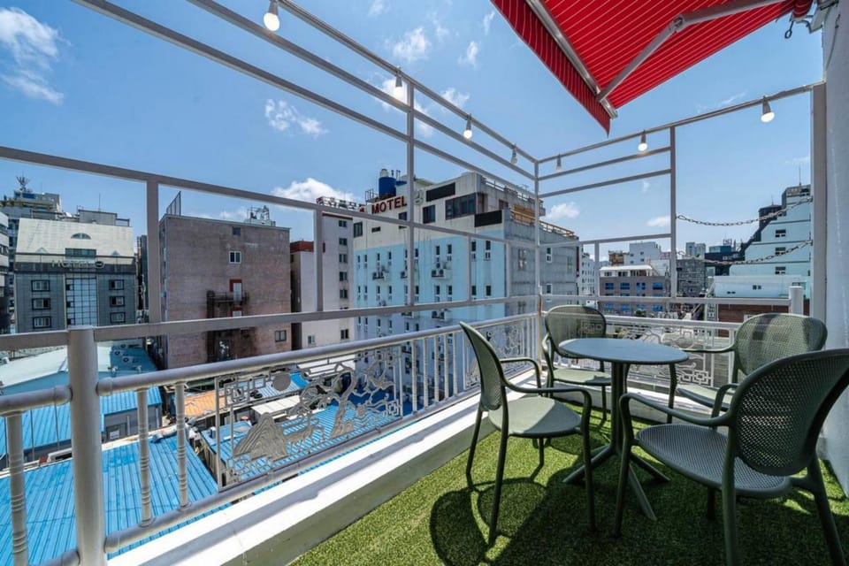 Balcony/Terrace, Photo of the whole room