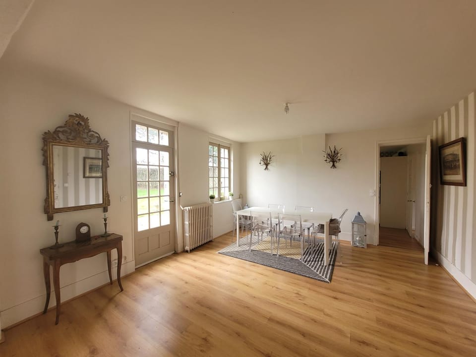 Maison de Maitre du 19ème siècle- Honfleur House in Normandy